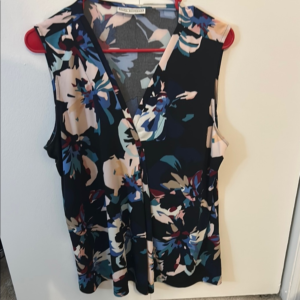 Floral Sleeveless Top - Black and Blue